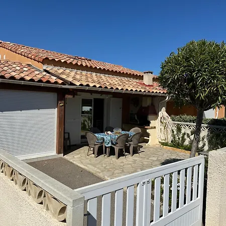 HOLIDAYLAND BAIE DES OLIVIERS VILLA 36m2 1chambre fermée 6 couchages ou VILLA 41M2 2chambres fermées 7 couchages-3